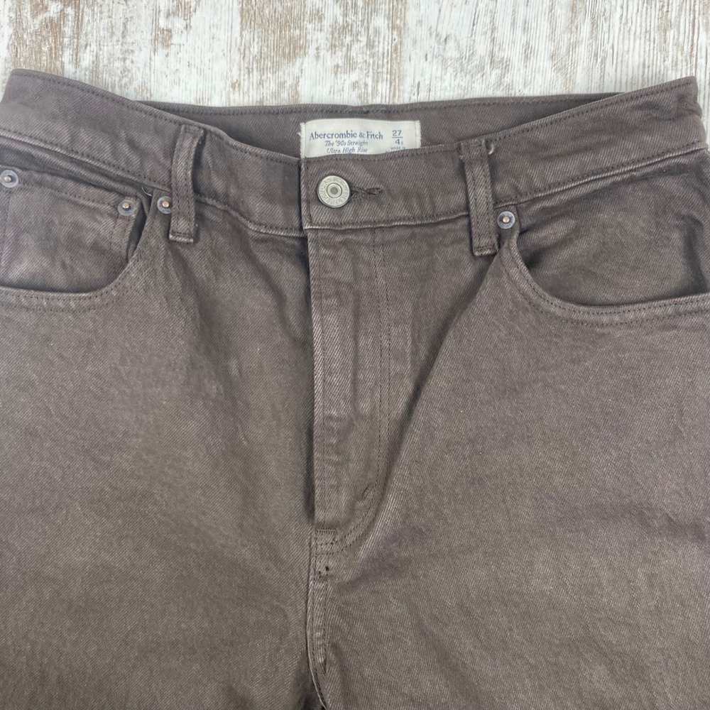 Abercrombie & Fitch 90s Straight Ultra High Rise Jeans Women's 27/4S Brown Denim - Picture 2 of 12